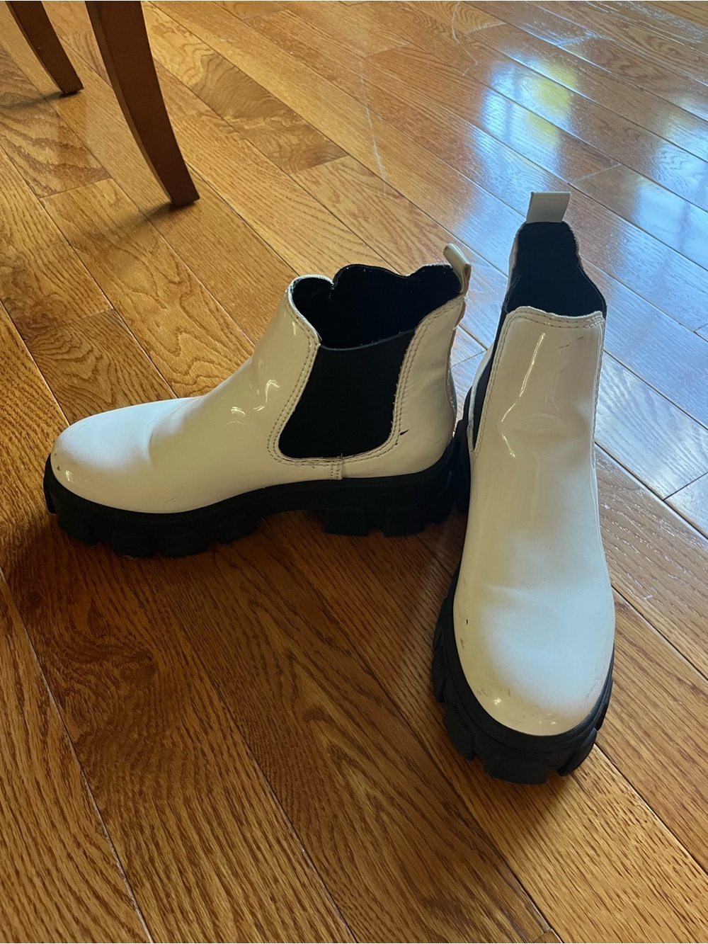 Circus by Sam Edelman White Patent Leather Boots